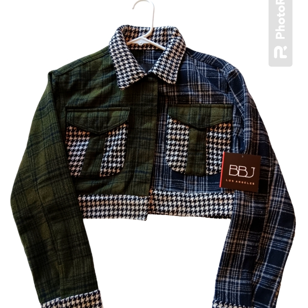 BBJ-Los Angeles Womens Cropped Plaid Houndstooth Jacket. Size Small.